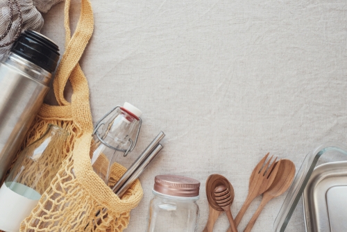 7 Ways To Live a Plastic-Free Life 7 Ways To Live a Plastic-Free Life