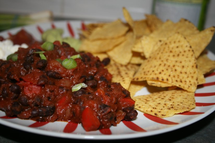 Chocolate and Chipotle Black Bean Chili Recipe: Veggie