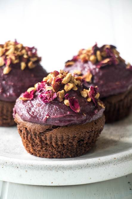 Vegan Chocolate Fudge Cupcakes Recipe: Veggie