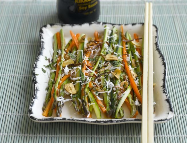 Raw Asian-style Asparagus and Carrot Salad Recipe: Veggie