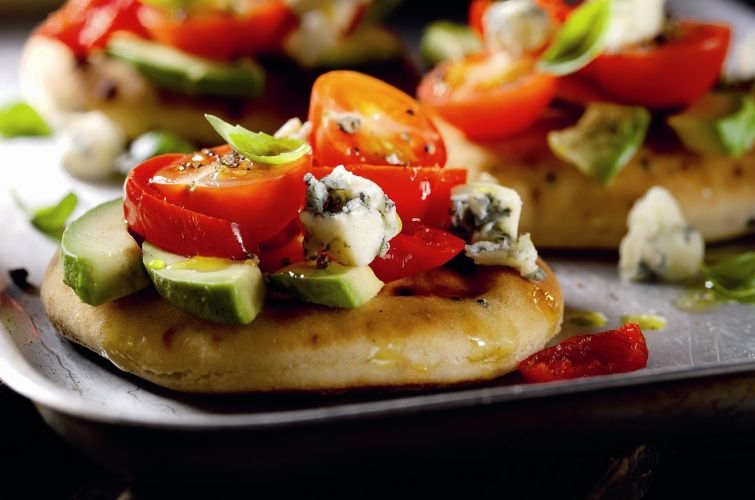 Baked Bruschetta-style Naan Baked Bruschetta-style Naan