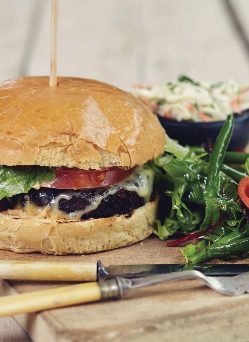 Black Bean and Beetroot Burger Recipe: Veggie