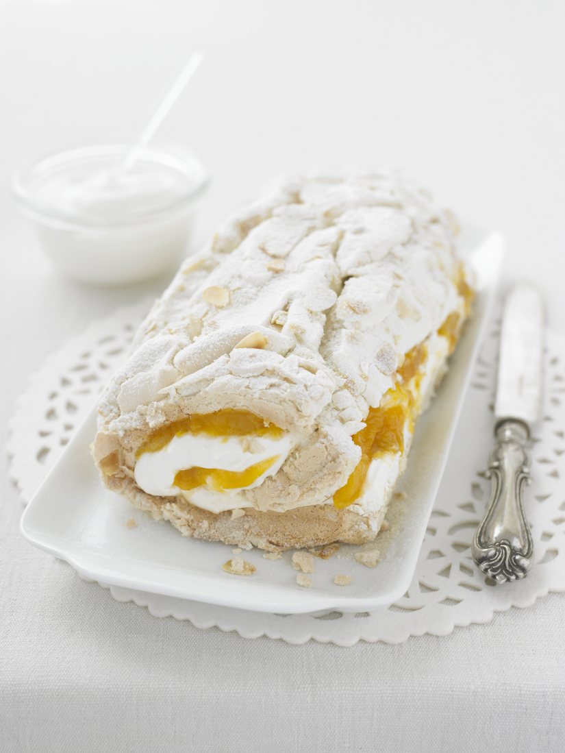 Apricot Meringue Roulade Recipe: Veggie