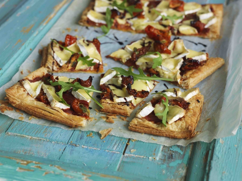 Brie and Chipotle Chilli Tart