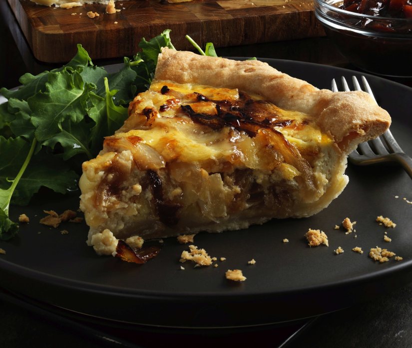 Cheddar and Caramelised Onion Tart Recipe: Veggie