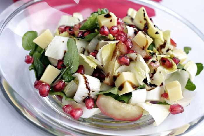 Chicory, Apple, Pomegranate and Cheddar Cheese Salad Recipe: Veggie