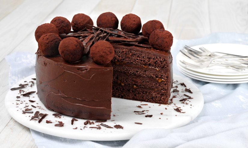 Chocolate Simnel Cake Recipe: Veggie