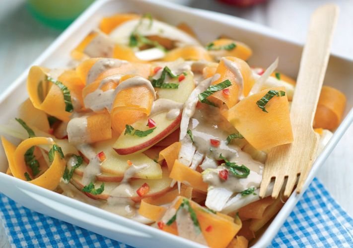 Crunchy Carrot and Apple Salad with Cashew Dressing Recipe: Veggie
