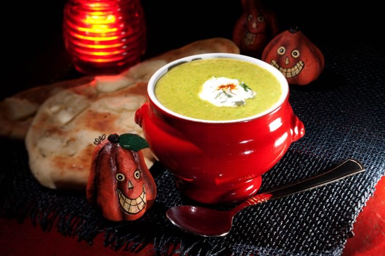 Curried English Pea Soup with Paneer Naan Recipe: Veggie