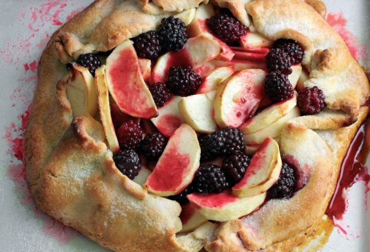 Freeform Blackberry and Apple Pies Recipe: Veggie