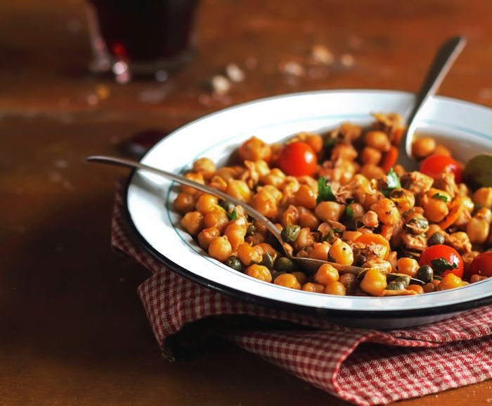 Fresh and Slow Roasted Tomatoes with Chickpeas Recipe: Veggie