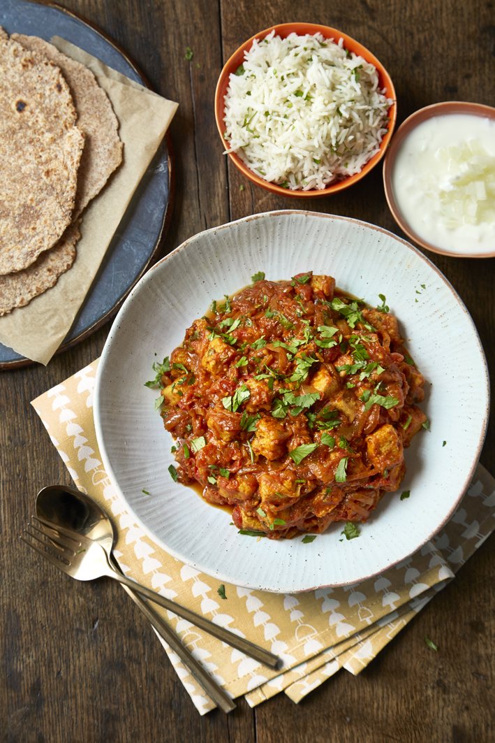 Kimberly Wyatt’s Tomato & Turmeric Curry Recipe: Veggie