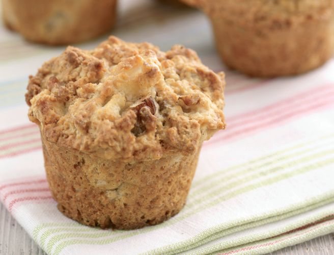 Easy Apple and Walnut Muffins Recipe: Veggie