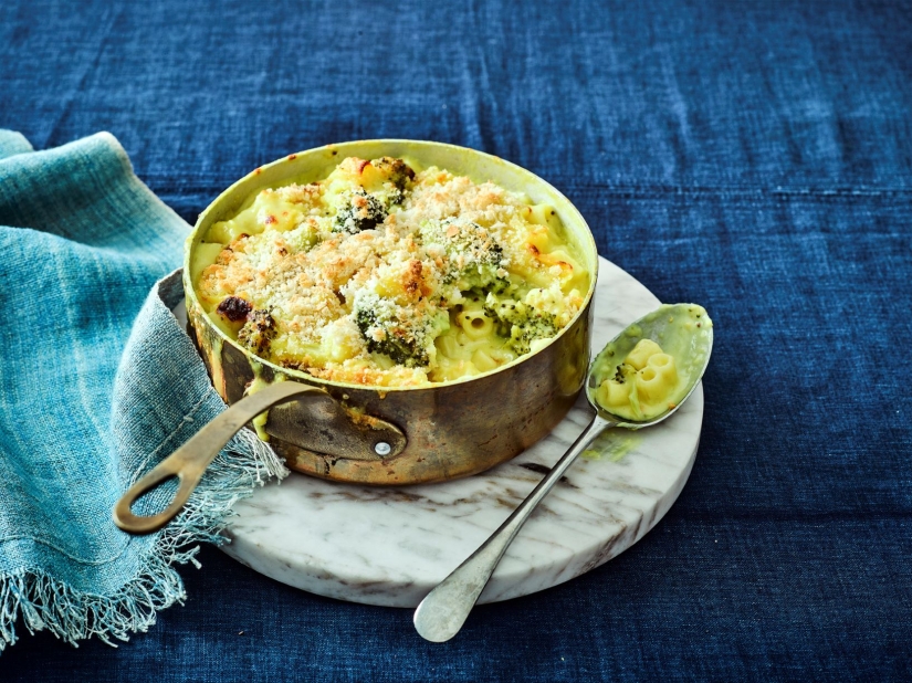 Veggie Mac ‘n’ Cheese with Tracklements Sweet Mustard Ketchup