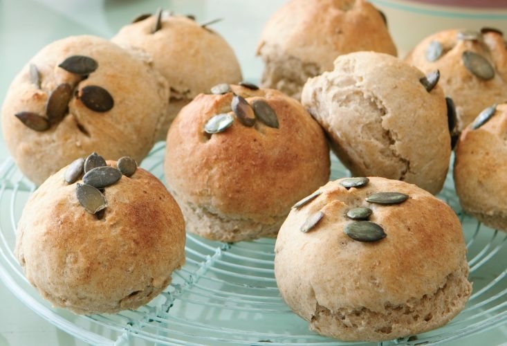 Oat and Rye Rolls with Pumpkin Seeds Recipe: Veggie