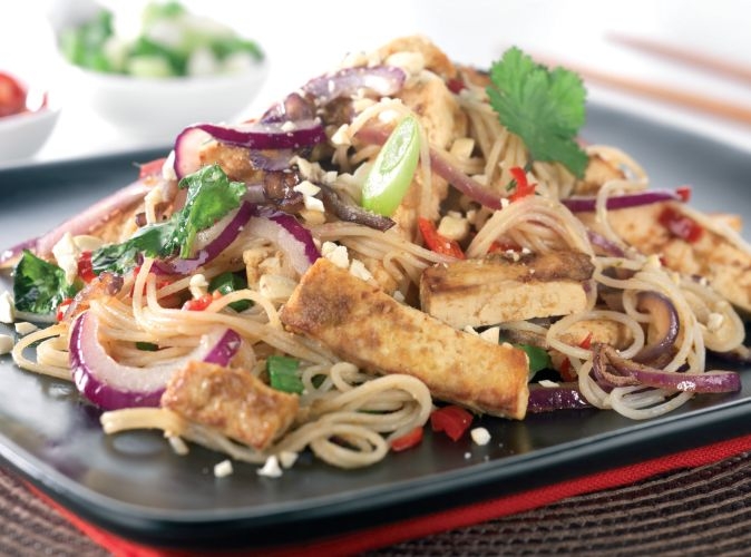 Pad Thai Noodles with Tofu