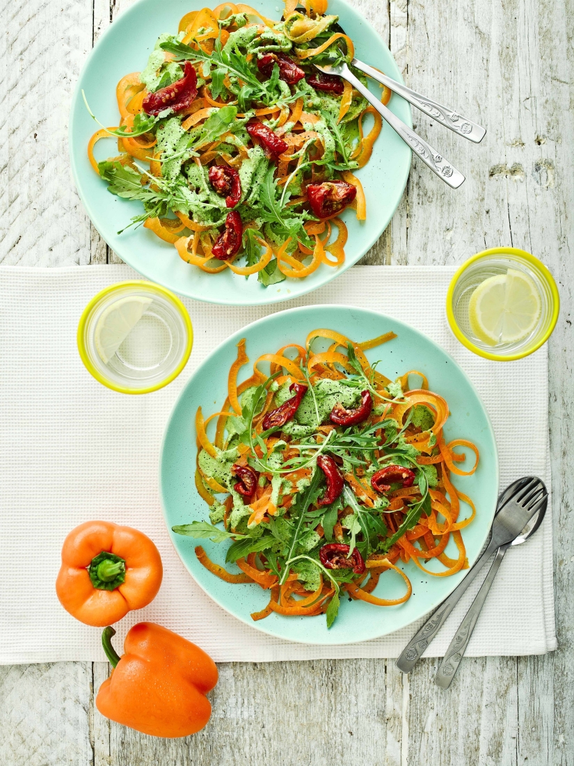 Rocket and Basil Pesto Poodles with Sun-Dried Tomatoes