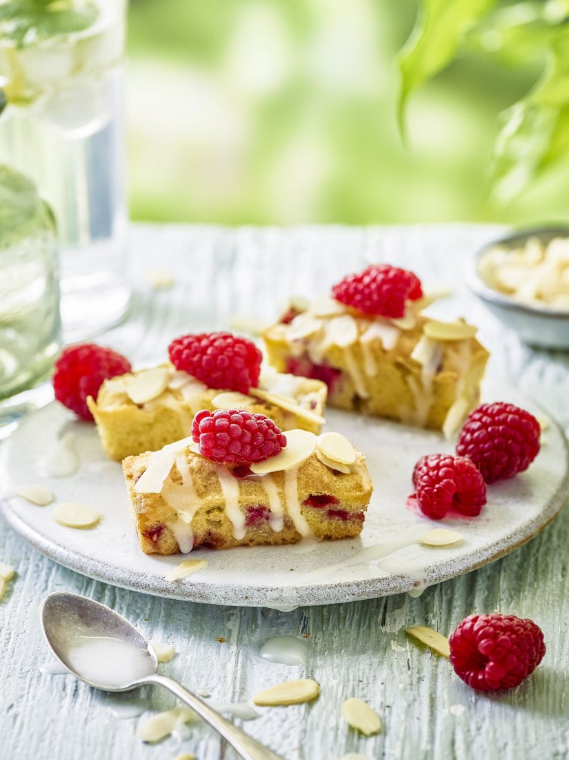 Raspberry Almond Bakewells Recipe: Veggie