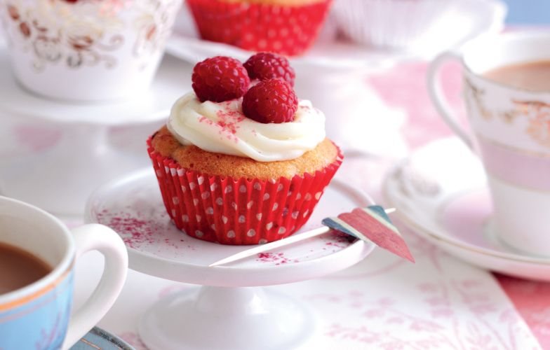 Raspberry Cream Cupcakes Recipe: Veggie
