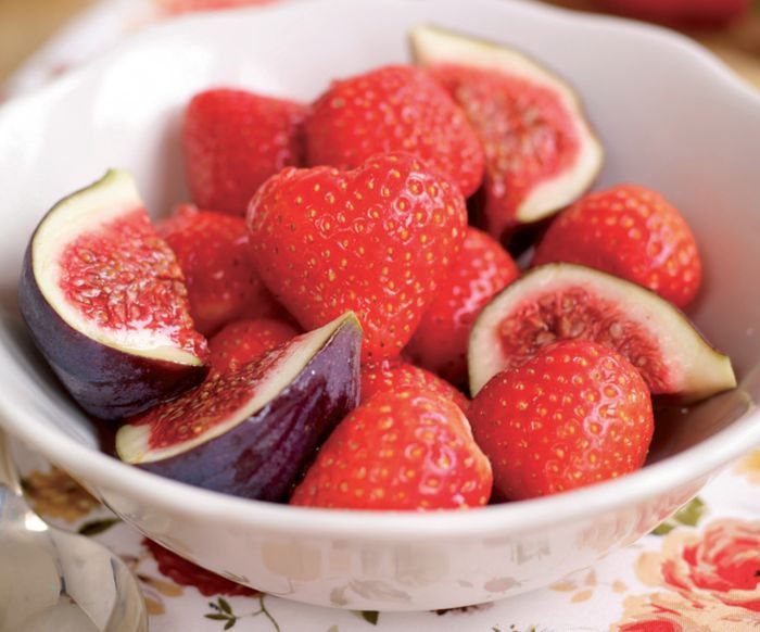 Strawberry, Fig and Rosewater Salad Recipe: Veggie