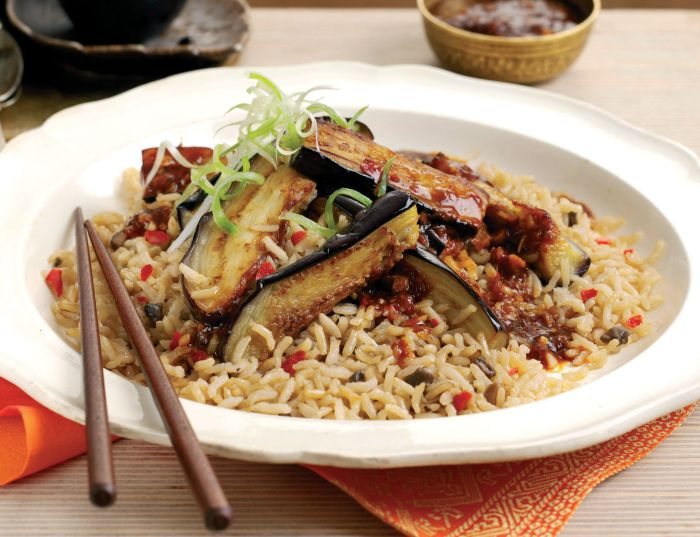 Szechuan Aubergine with Hakka Rice Recipe: Veggie