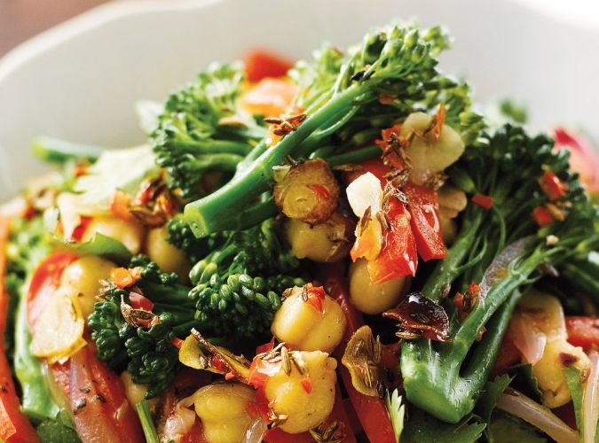 Tenderstem and Chickpea Salad Recipe: Veggie