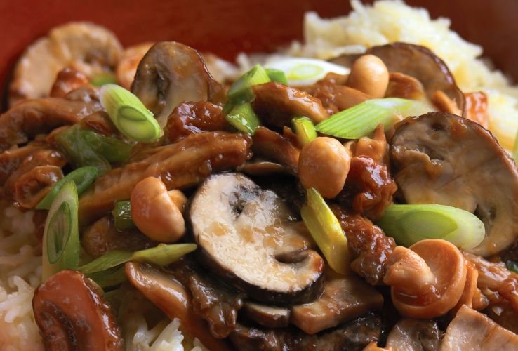 Three Mushroom Claypot with Oyster, Chestnut and Enoki Mushrooms Recipe: Veggie