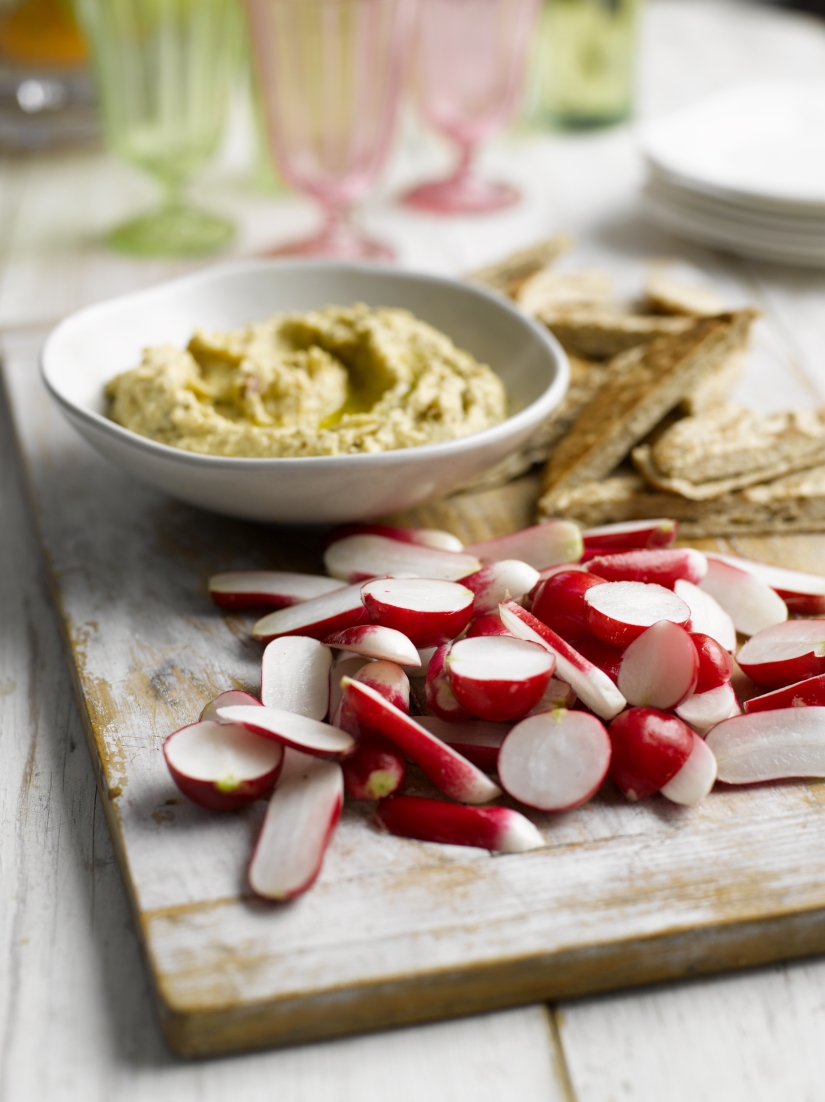 Toasted Garlic Hummus with Radishes and Pitta Bread