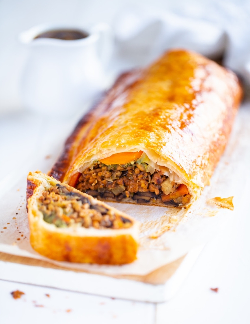 Vegetable and Tempeh Wellington with Shiitake Gravy