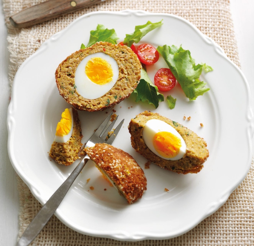 Falafel Scotch egg