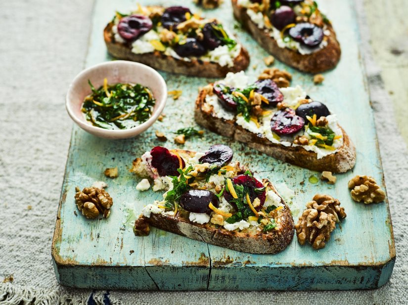 Goats’ Cheese, Griddled Cherry and Gremolata Toast Recipe: Veggie