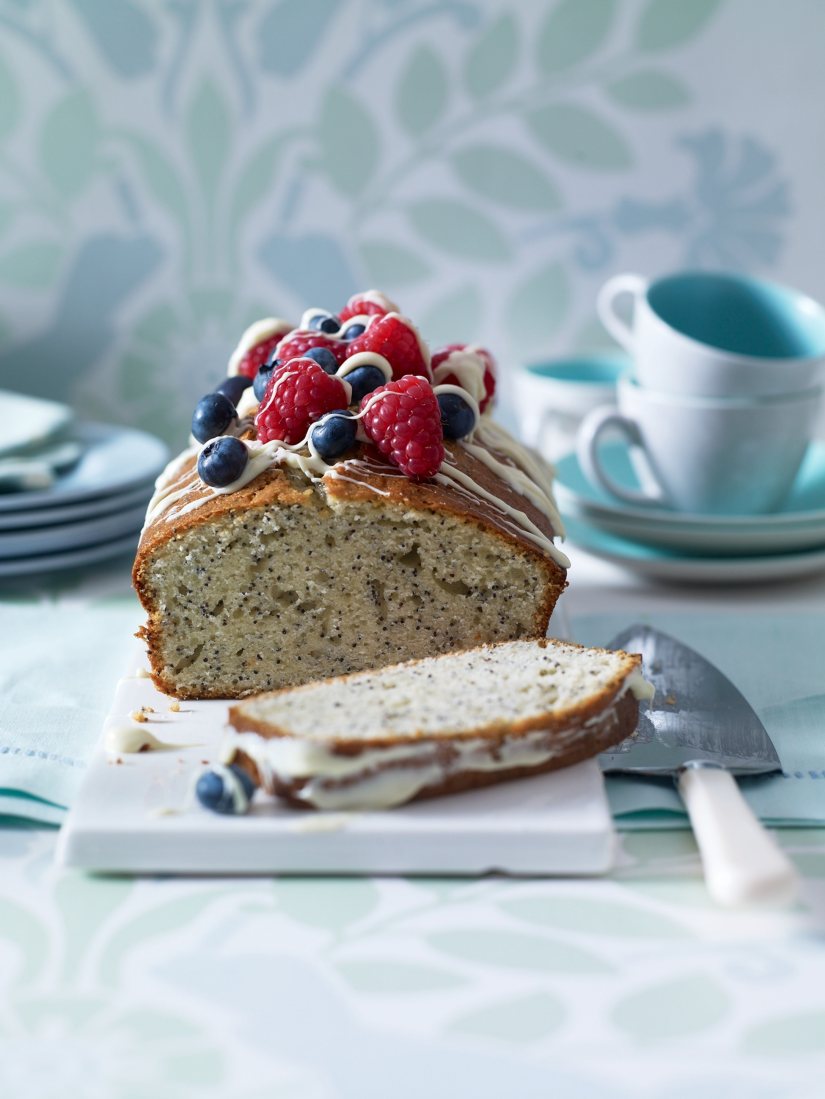 Yoghurt and Poppy Seed Loaf Cake Recipe: Veggie