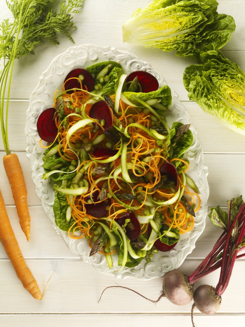 Carrot, Asparagus and Beetroot Salad with a Creamy Tahini Dressing Recipe: Veggie
