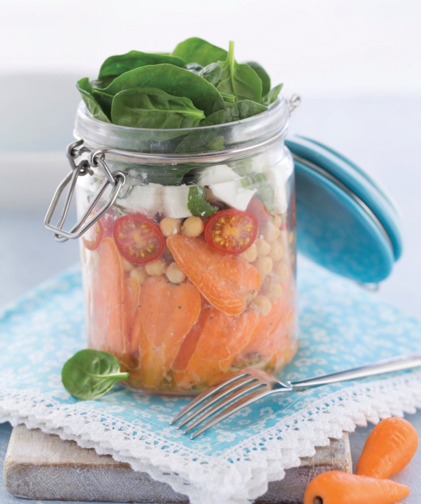 Chantenay Carrot, Chickpea, and Feta Salad in a Jar Recipe: Veggie