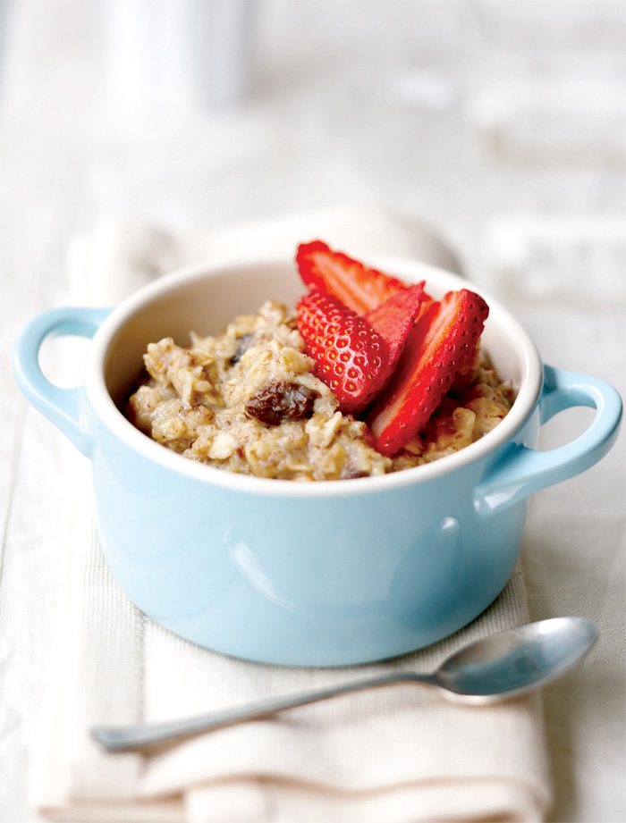 Muesli Porridge and Strawberries Recipe: Veggie