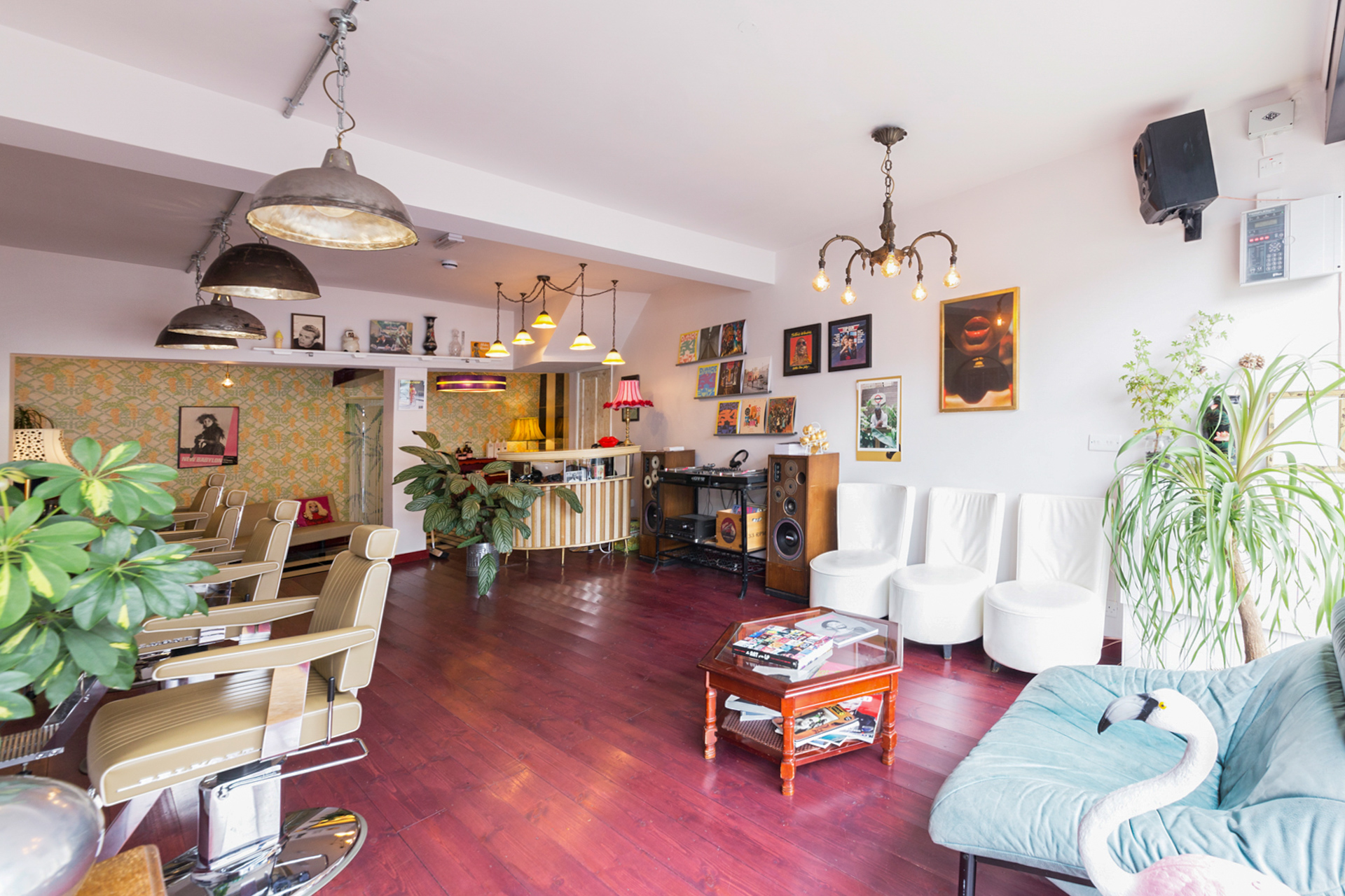 Reviewed: The vegan hair salon with a retro vibe