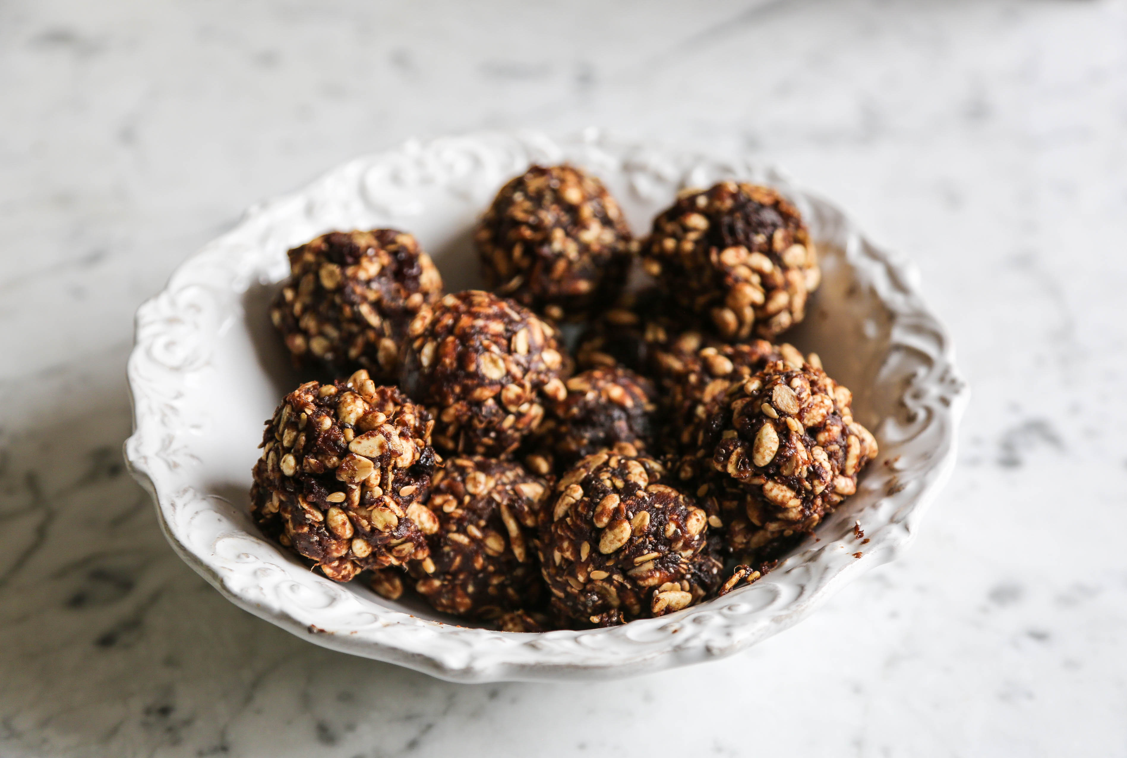 Deliciously Ella’s Cacao & Peanut Butter Breakfast Balls