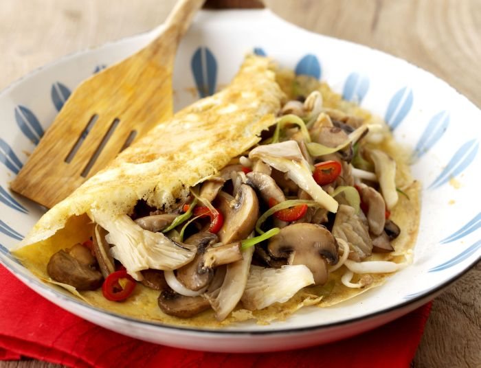 Your guide to cooking the perfect vegetable omelette from start to ...