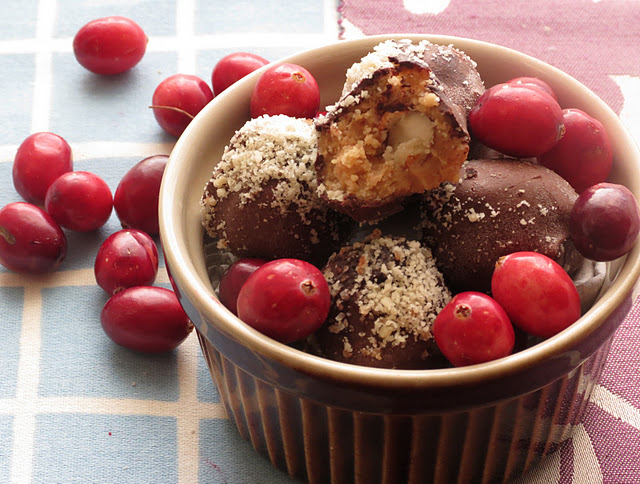 Peanut Butter and Almond Truffles, sugar free