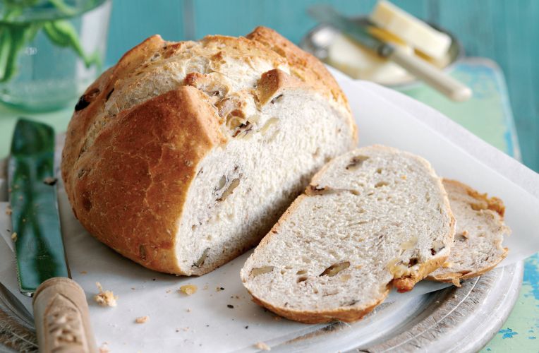Badger Ale and Walnut Loaf
