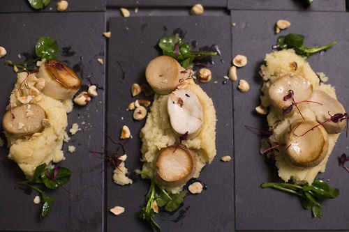 MUSHROOM SCALLOPS WITH APPLE AND PARSNIP MASH