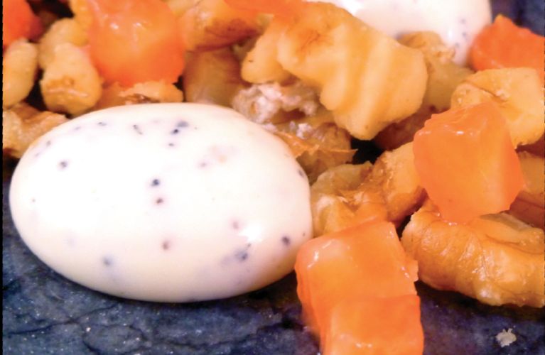 Spheres of Yoghurt, Honey, Black Pepper and Poppy Seeds with Crushed Walnut Strawberry Recipe: Veggie
