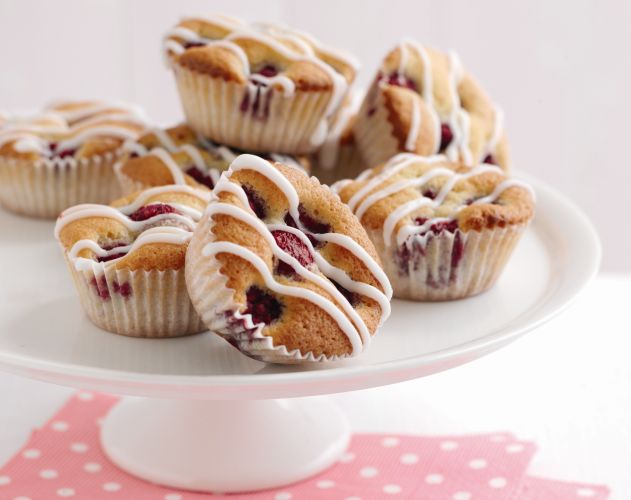 Raspberry Iced Fancies