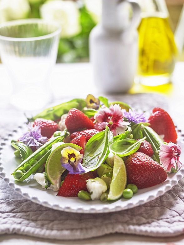 Goat’s Cheese, Broad Bean and Strawberry Salad Recipe: Veggie